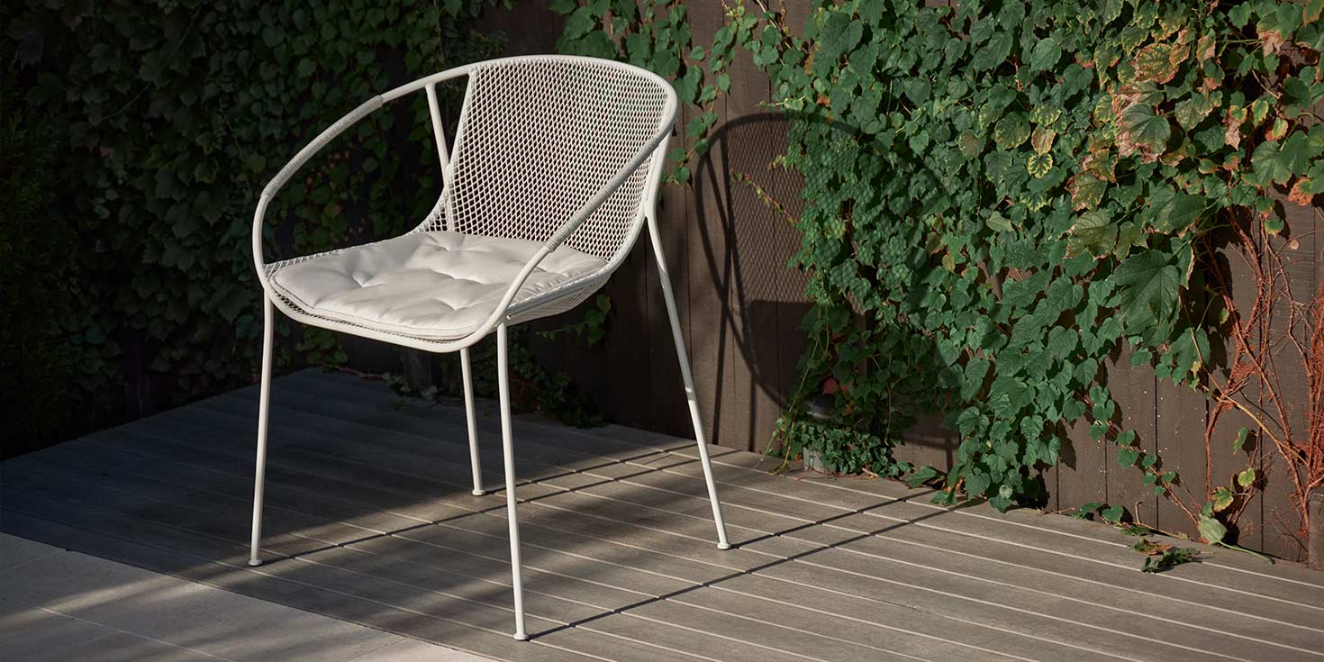 outdoor chair wire